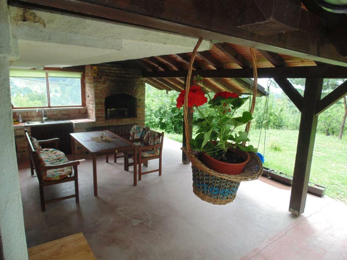 Holiday Home Alibegovic วิโซโค ภายนอก รูปภาพ